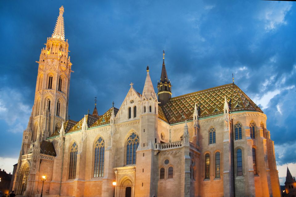 3-Hour Orientation Walking Tour of Buda and Pest - Who should book this tour (and who might want something else)