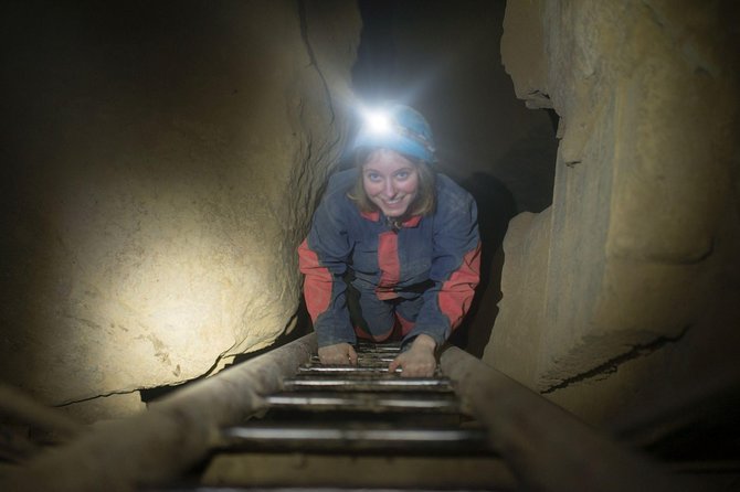 Adventure Caving Experience in Budapest - Pálvölgyi Caves: The Multi-Level Maze You’ll Crawl Through