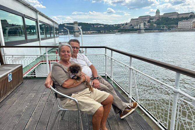 Bottomless Brunch and Cruise with Prosecco in Budapest - FAQ