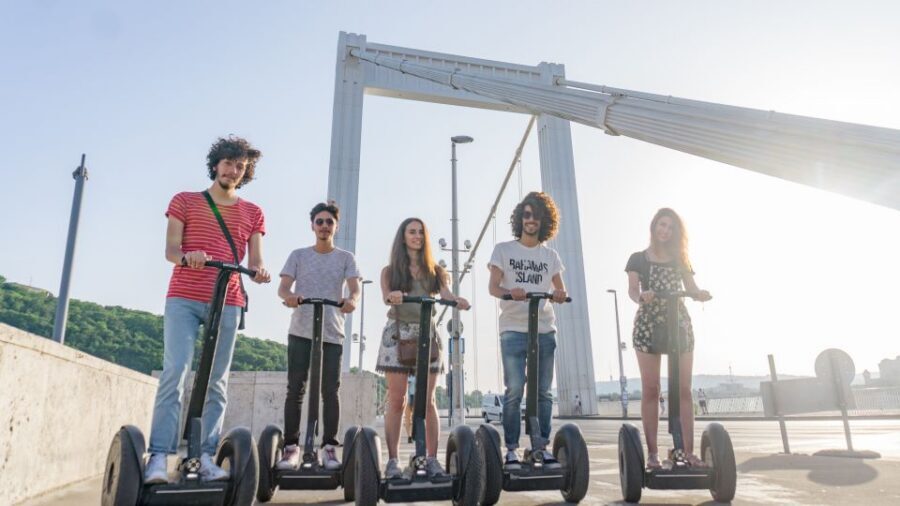 Budapest: 1.5-Hour Fun Segway Sightseeing - Chain Bridge area and the waterfront: why the route feels like a loop, not a sprint
