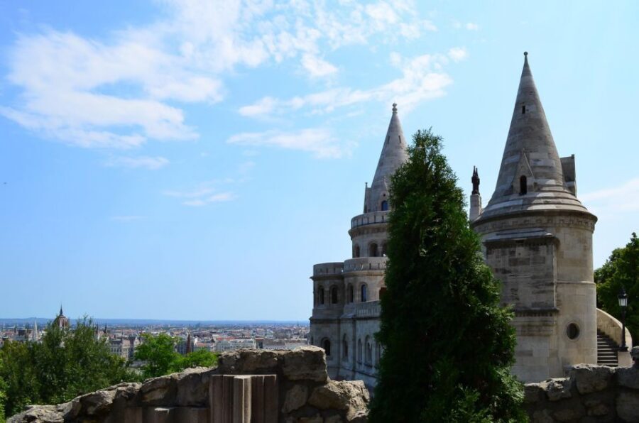 Budapest: 3-Hour Grand City Tour and Castle Walk - Price and value: what $49 buys you in real sightseeing time