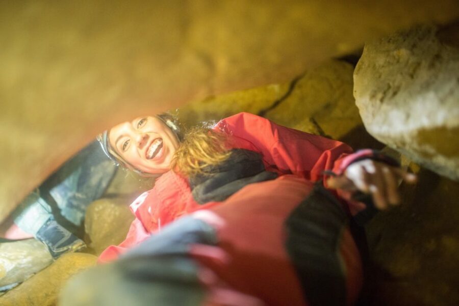Budapest: Adventure Caving Tour with Guide - Budapest’s hot springs meet limestone tunnels