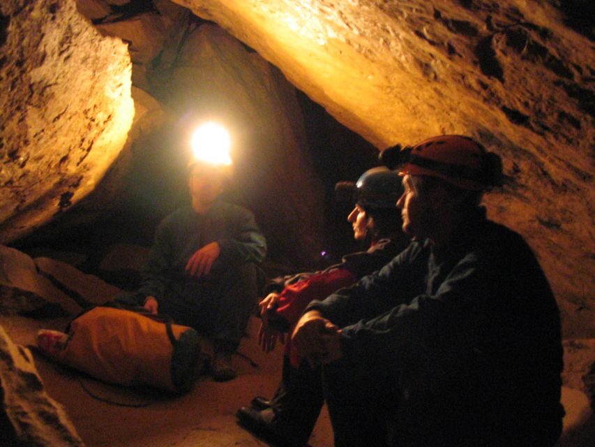 Budapest: Adventure Caving Tour with Guide - Getting there: Pal-völgyi Caves by bus (and the one push-button trick)