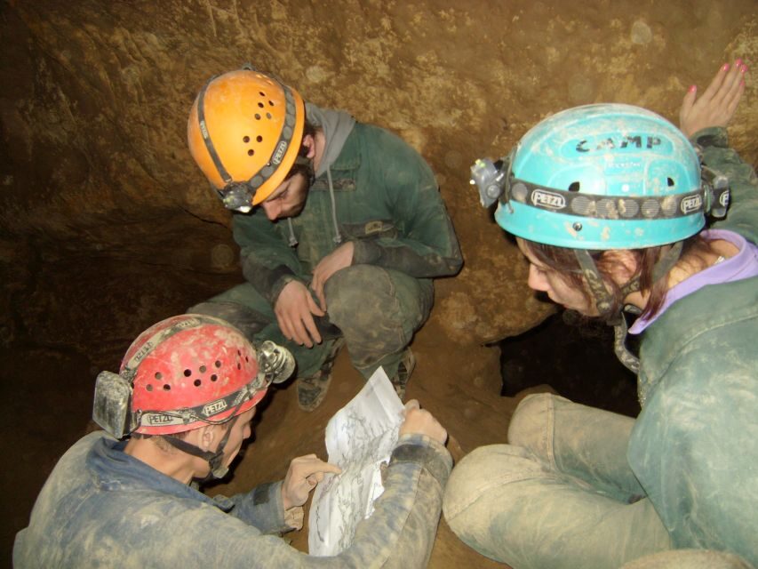 Budapest: Adventure Caving Tour with Guide - Should you book this Budapest adventure caving tour?