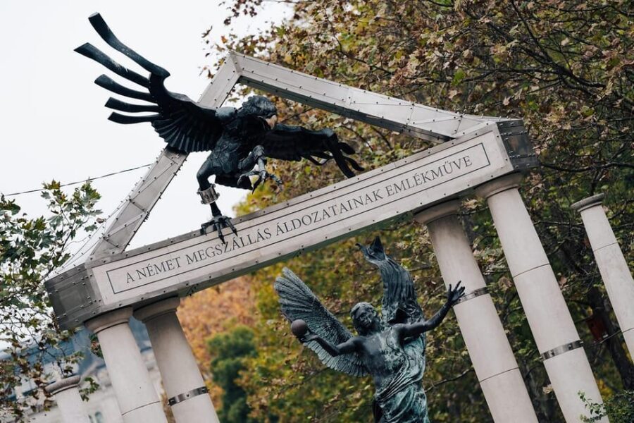 Budapest: Alternative Street Art & Jewish Tour - Survival Emblems and Monuments: Why You’ll Remember What You See