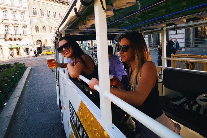 Budapest BeerBus Tour 60 Minutes Private Experience - Parliament and Széchenyi Bath: two big-ticket Budapest icons