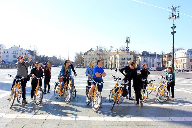 Budapest Bike Tour - Guides, Group Size, and How the Ride Feels in Traffic