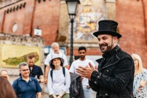 Budapest: Buda Castle District Vampires and Myths Night Tour - Meeting at Kilometre Zero and getting to the start