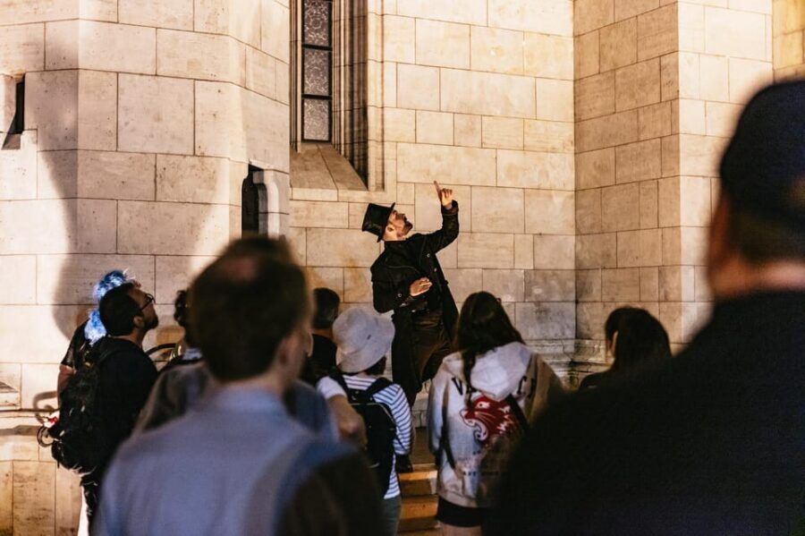 Budapest: Buda Castle District Vampires and Myths Night Tour - The stories: Vlad Dracula, Elizabeth Báthory, and why they fit here