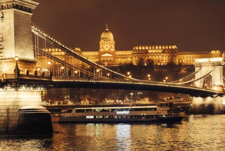 Budapest By Night Sightseeing Cruise - Price and value: is $16 for 50 minutes worth it