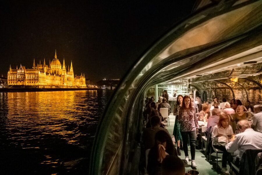 Budapest: Candlelit Dinner River Cruise with Live Music - A Small Reality Check: What You Might Miss Without Narration