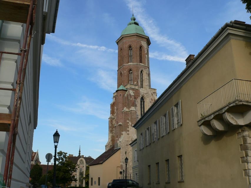 Budapest: Castle District Walking Tour - Stops That Feel Like a Treasure Map (Even Without You Hunting)