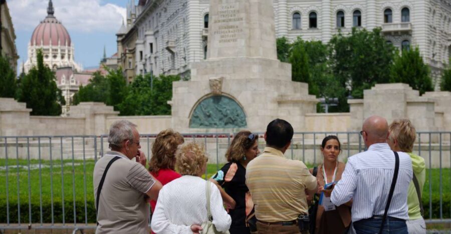 Budapest: City Center Walking Tour - Key highlights worth your time