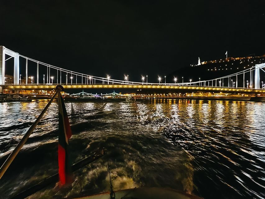 Budapest: City Highlights Cruise with Welcome Drink - Value for $14: What You’re Paying For (and What You’re Not)