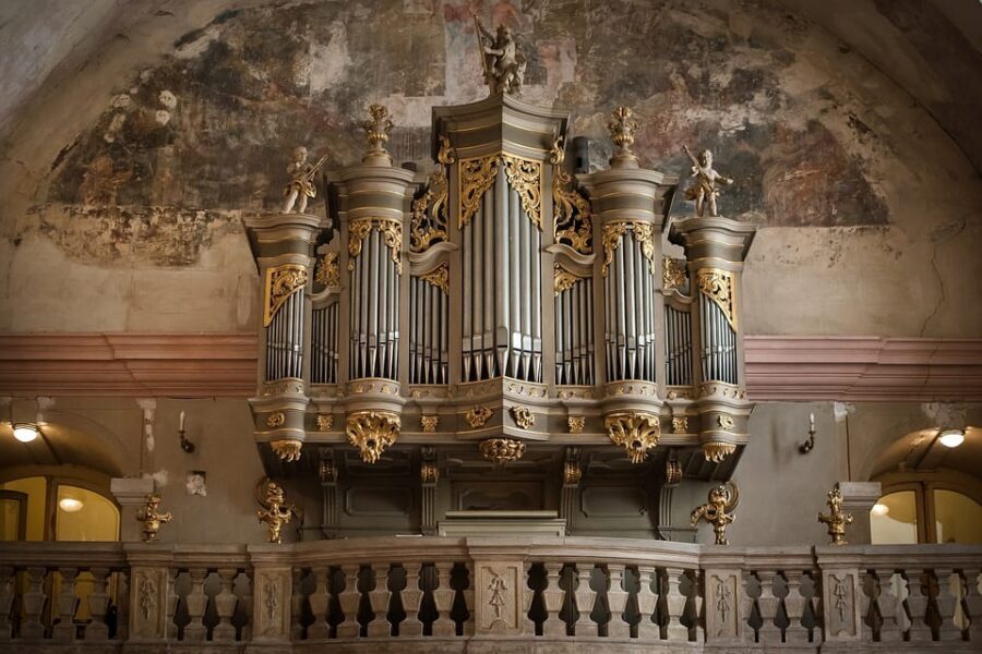 Budapest: Concert on the Oldest Working Organ in the City - Miklós Teleki’s Majestic Sounds series (and when other organists play)