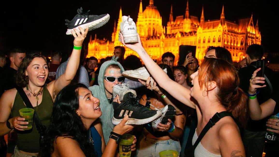 Budapest: Danube Beat Party Cruise with Drink Packages - Key Things To Know Before You Go