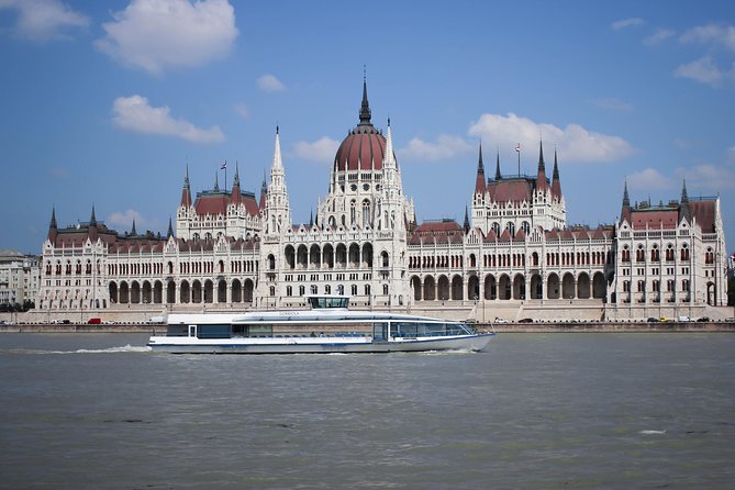 Budapest Danube Cruise with Drink, Audio Guide, Margaret Island - Margaret Island: the optional stop that adds real value