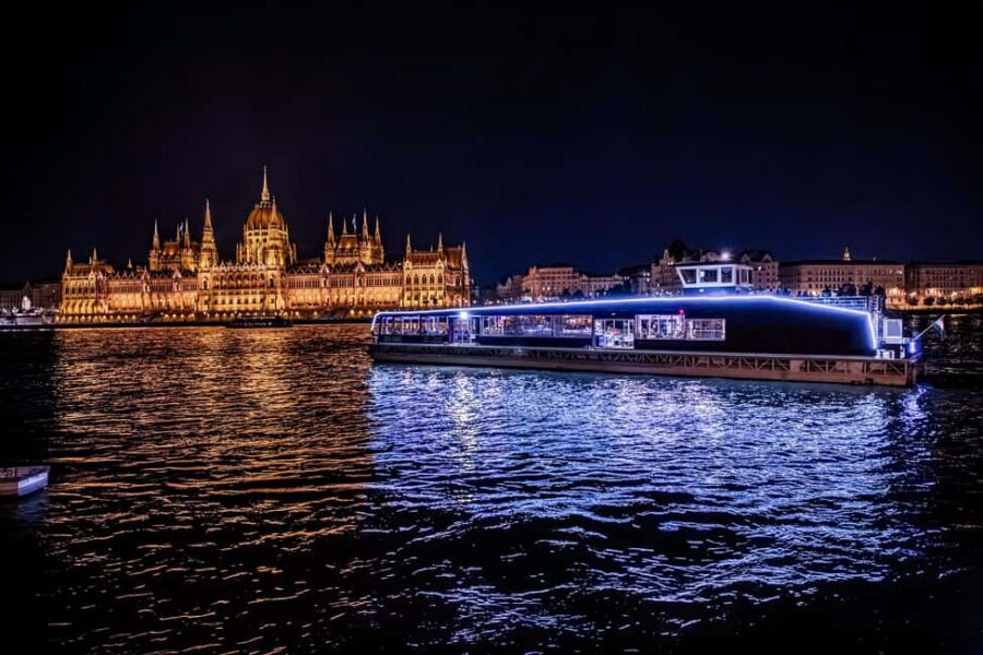 Budapest: Danube River Sightseeing Cruise with Audio Guide - The smart-phone audio guide: headphones and a charged device