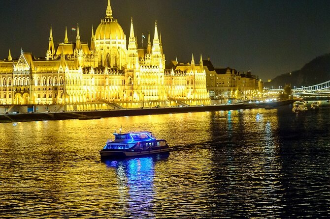Budapest Danube Sightseeing Cruise with Unlimited Drinks - Why This Danube Cruise Works When You’re Short on Time