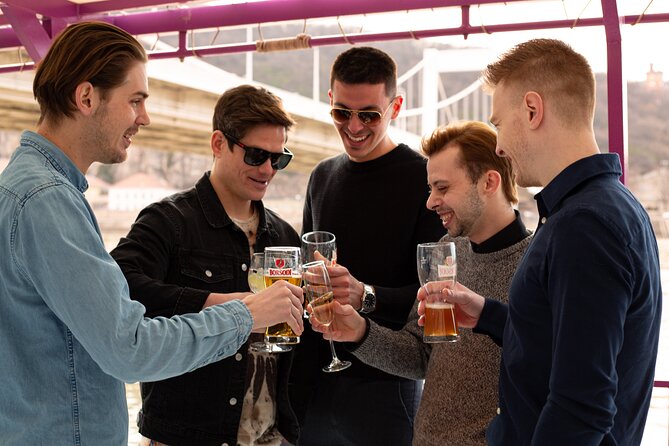 Budapest Danube Sightseeing Cruise with Unlimited Drinks - Unlimited Drinks: How “Unlimited” Usually Plays Out