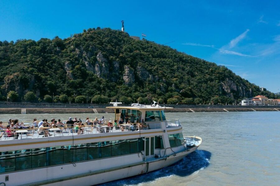 Budapest: Day or Night River Cruise on Panoramic Boat - What the hour feels like on the open-air panoramic deck