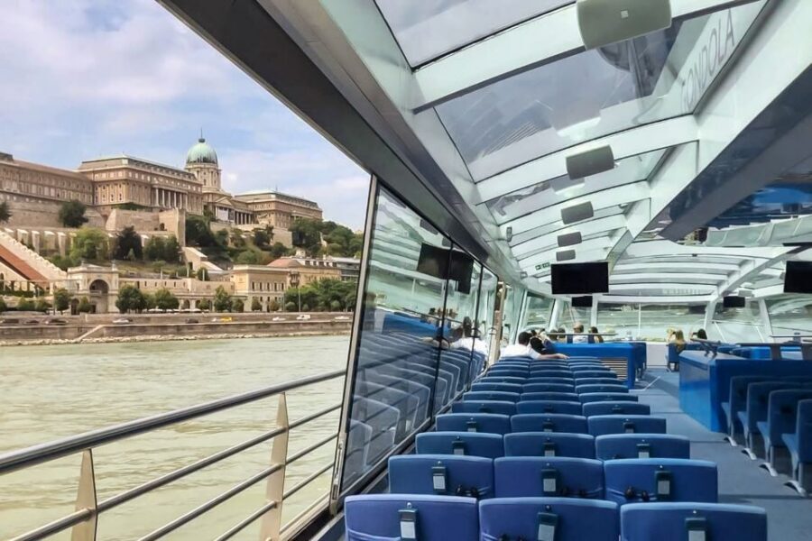 Budapest: Daytime Sightseeing Boat Cruise - Drinks, Wi‑Fi, and the Comfort Factor on Board