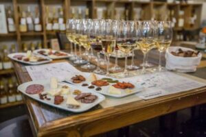 Budapest: Essentials of Hungarian Wine Tasting Class - The 8-wine course: from aperitif to Tokaj Aszú sweet finale