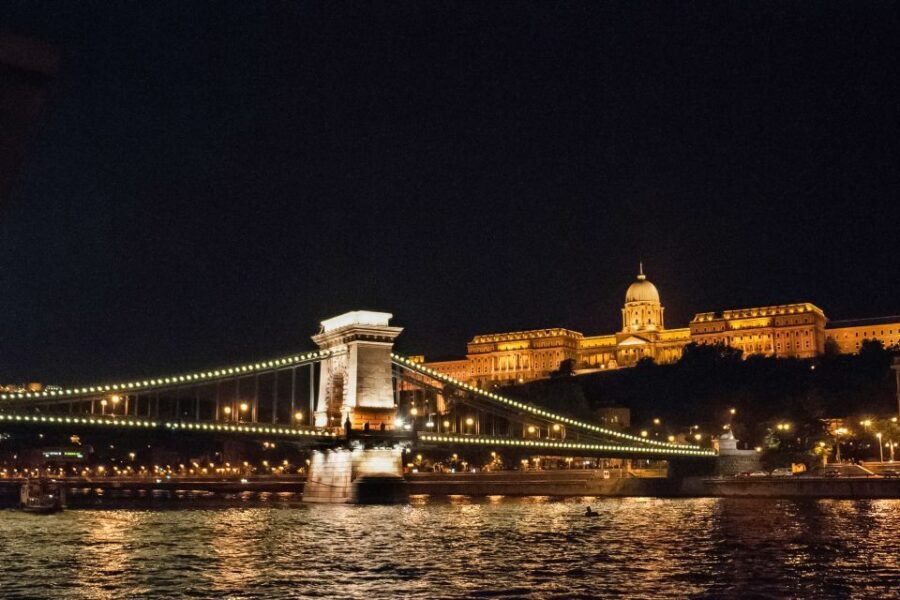 Budapest: Evening Cruise including Drinks and Live Music - Drinks on Board: Choose Wine, Beer, Cocktails, or Soft Drinks