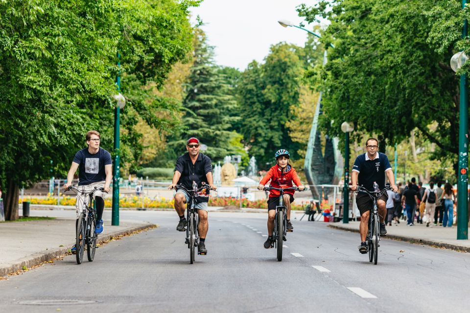 Budapest: Grand Sightseeing Bike Tour - The Danube Stretch: Elizabeth Bridge, Chain Bridge, and Duna Corso Views