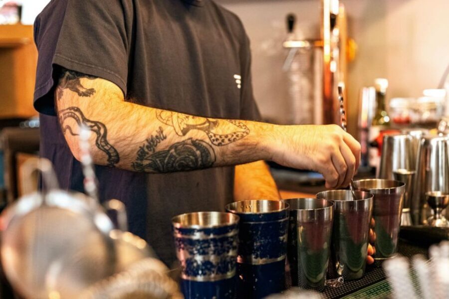 Budapest: Guided Bar Crawl Walking Tour - Stop 2 at Klauzál tér: the 50-minute warm-up that sets the tone