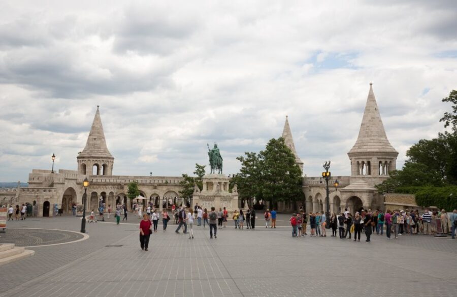 Budapest: Guided City Tour by E-Bike - Batthyány Square Breaks: Coffee and Cake in the Longer Version