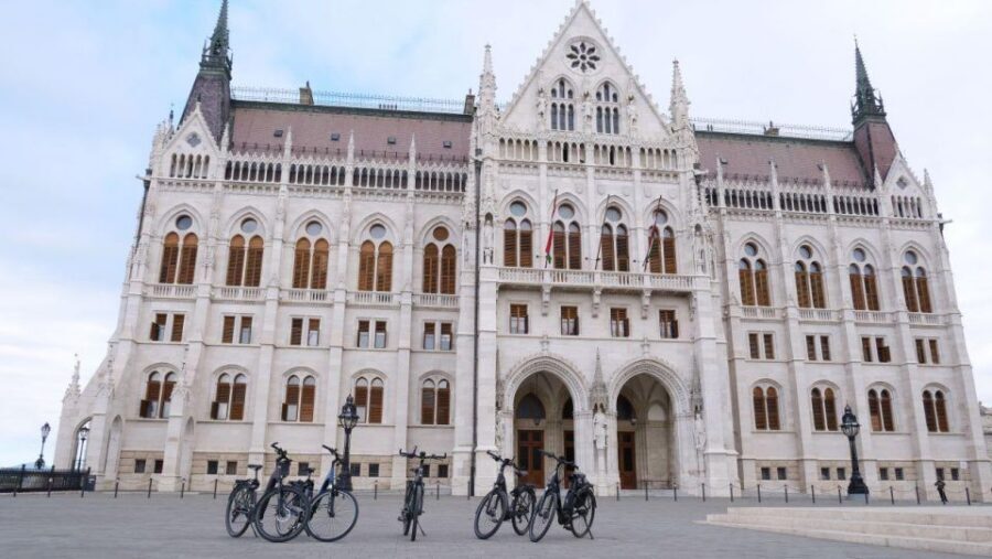 Budapest: Guided E-Bike Sightseeing Tour - Margaret Island: A Local Break Between Big Landmarks