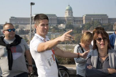 Budapest: Guided Walking Tour of Pest - Meeting at Molnár’s Kürtőskalács and Getting Oriented Fast