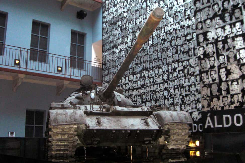 Budapest Half-Day Tour: Life Behind the Iron Curtain - Terror House: the communist-era victims and the audio guide experience