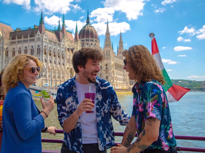 Budapest: Happy Hour Sightseeing Cruise - Quick hits you’ll care about