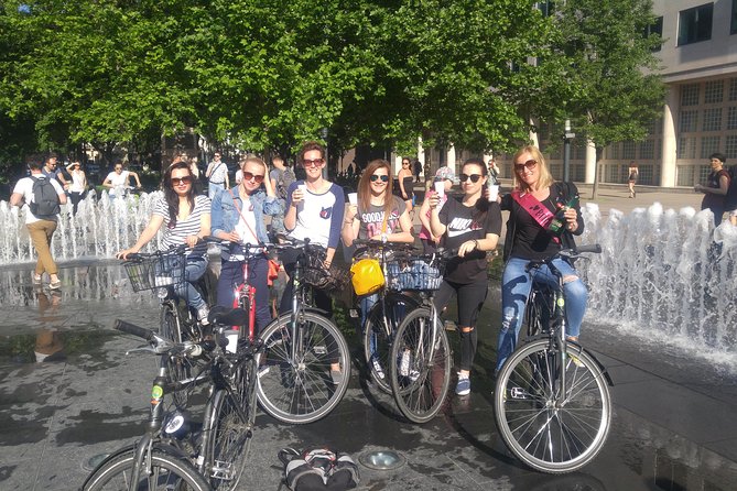 Budapest Highlights Bike Tour - Parliament Building: the wow factor comes fast