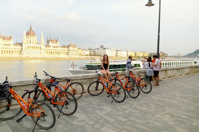 Budapest Historic Downtown Bicycle Tour in small groups - Rumbach Street Synagogue to Liszt Academy: the Jewish District’s art and music