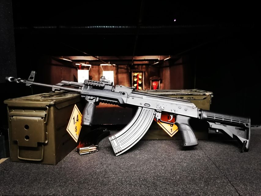 Budapest: Hollywood Gun Range Shooting Package - A 1-hour Hollywood shooting session in Budapest (what you’re really buying)