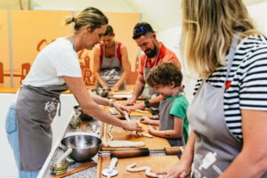 Budapest: Hungarian Chimney Cake Workshop in the City Center - Kató Néni Finomságai Downtown: meeting point and first vibe check