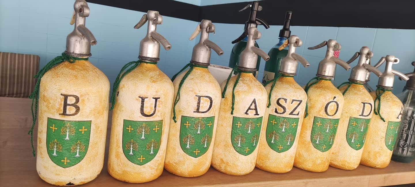 Budapest: Hungarian Cuisine in the Market Hall (german) - Who should book this food tour—and who should skip it
