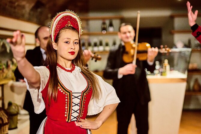 Budapest: Hungarian Folklore Dance Performance & Concert Ticket - Live music: what the ensemble sounds like and where it can surprise you