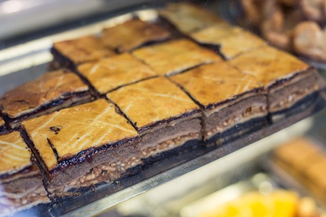 Budapest Jewish Cuisine & Culture Walk - Lunch with solet, goose soup, and wine