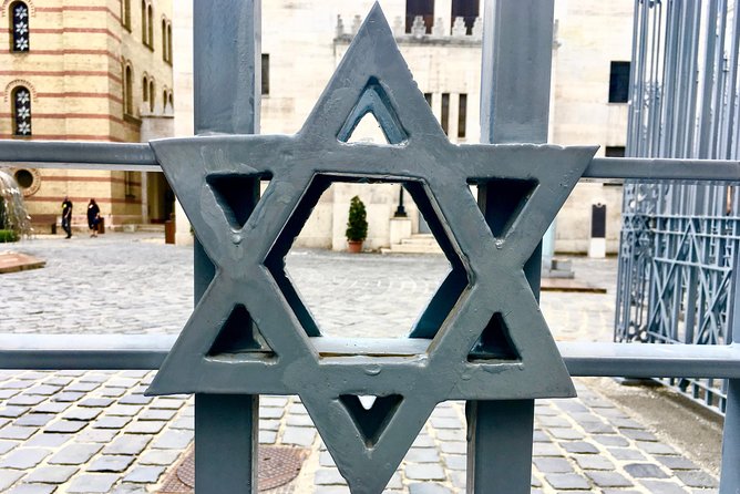 Budapest Jewish Heritage: Synagogues, Shoes, Secrets & Flódni - Shoes on the Danube Bank: a memorial you should not race through