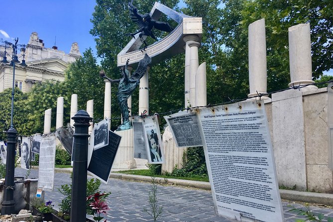 Budapest Jewish Heritage: Synagogues, Shoes, Secrets & Flódni - Flódni at the end: tasting Hungarian Jewish heritage