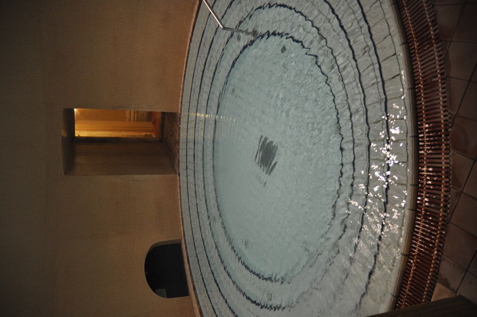 Budapest: Lukács Thermal Bath Full-Day Spa Ticket - The Main Event: Heated Outdoor Pools with Jets and Waterfalls