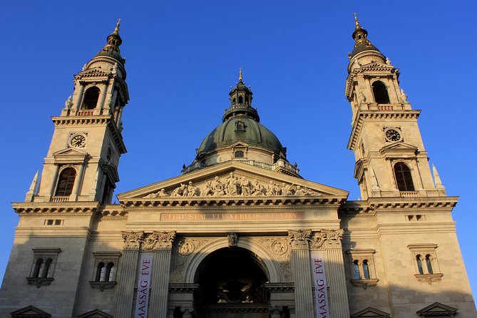 Budapest Night Walking Tour with Danube River Cruise - The Hungarian Parliament stop: where photos and politics meet