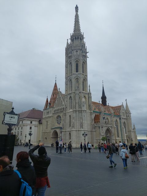 Budapest: Private City Tour with Local Guide - Central Market Hall for real Hungarian food energy