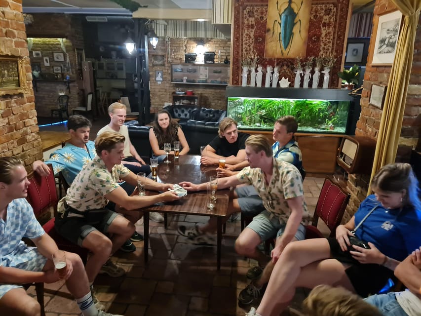 Budapest: Private, Personalized Pub Crawl, 3 drinks included - Stop 1: your warm-up bar (75 minutes of beer, spirits, wine)