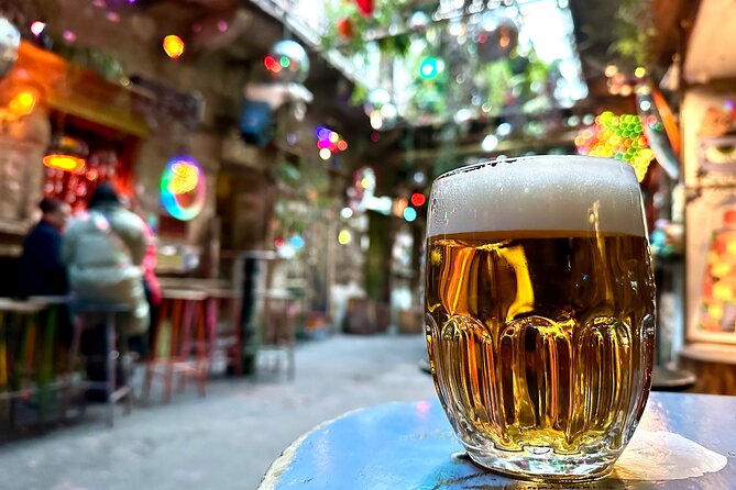 Budapest Ruin Bars Evening Walking Tour with Drinks & Street Food - District VII, street art, and a 6pm start near Dohány Street Synagogue