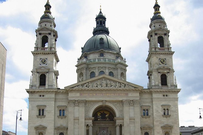 Budapest: Saint Stephen's Basilica Tour - Entering the Basilica: What You’ll Actually Be Looking At
